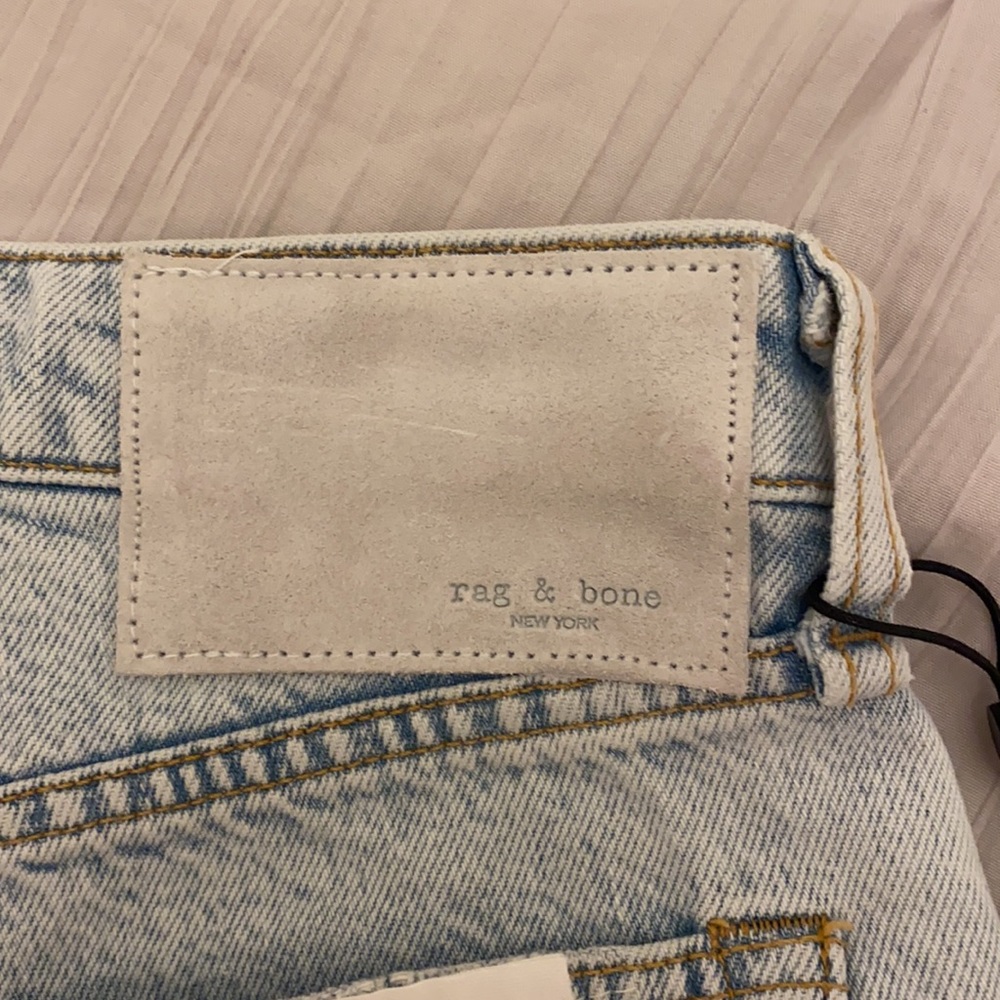 New Rag & Bone Maya High Rise Short - Picture 6 of 7